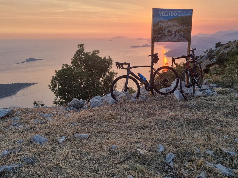 Dubrovnik road bike tour