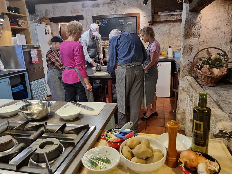 Cooking class in Dubrovnik countryside